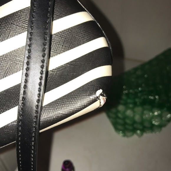 Kate spade Rachelle Black & White Striped Purse - Picture 6 of 7